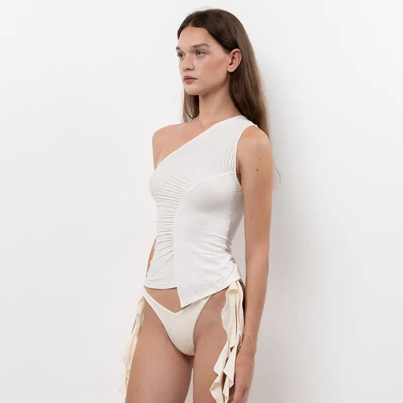 Asymmetric Solid Color Oblique Shoulder Top – Posh Atomic
