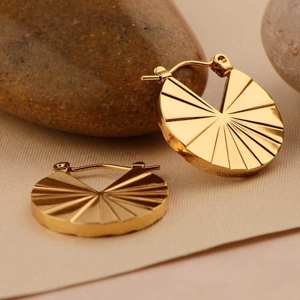 Scallop Earrings Gold – Posh Atomic