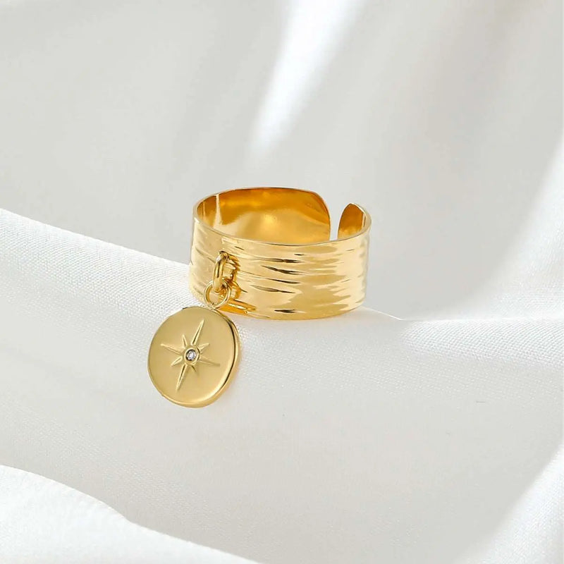 Six-pointed Star Adjustable Gold-plated Ring Gold Average Size – Posh Atomic