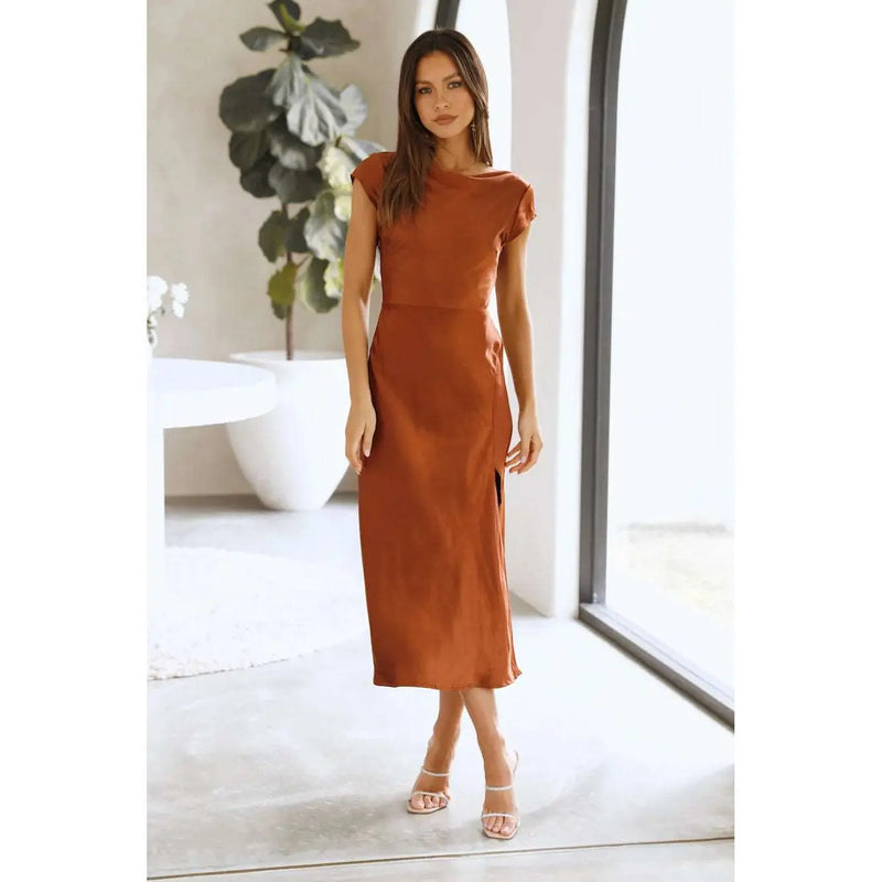 Solid Color Short Sleeve Dress Light Brown L – Posh Atomic