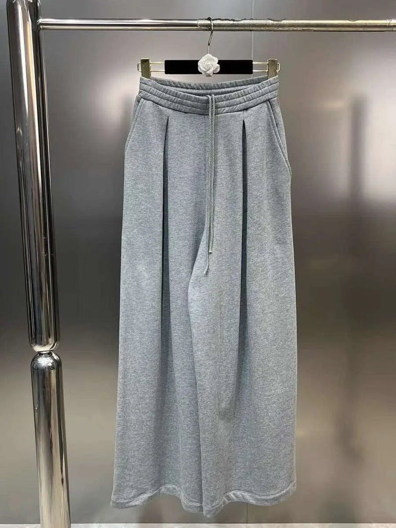 Suit with Vest and Pleated Wide Leg Trousers Gray Trousers M – Posh Atomic