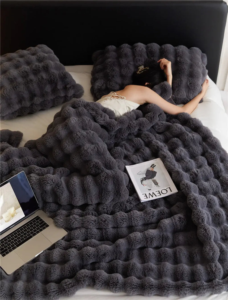 Velvet Nap Blanket Camel Color 130 × 160cm – Posh Atomic