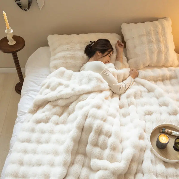 Velvet Nap Blanket White 100 × 160cm – Posh Atomic