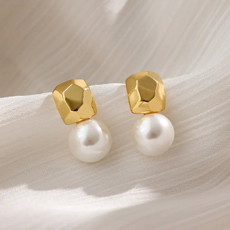 Women's Metal High-grade Temperamental Pearl Stud Earrings Gold – Posh Atomic