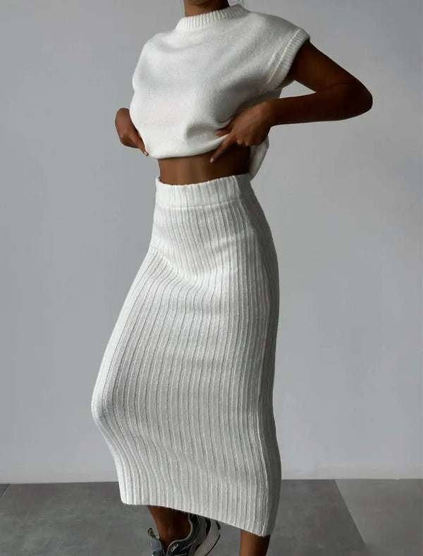 Women's Sleeveless Pullover and Skirt Set White M – Posh Atomic